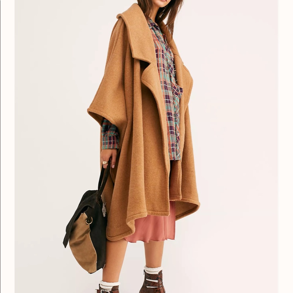 Free People Off Duty Poncho - Camel